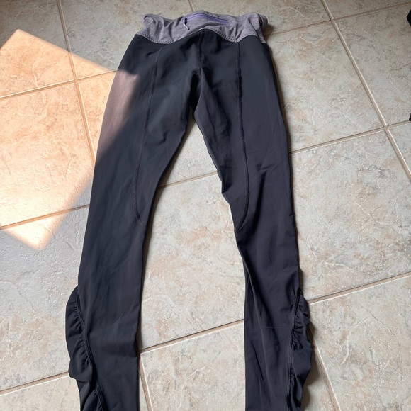 Lululemon Matching Set size 6 leggings and size‎ 4 pull over - Picture 9 of 15